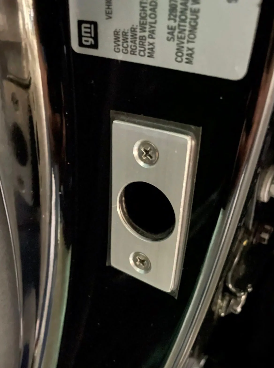 Armored Escalade — discreet firing port